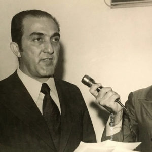O executivo Phelippe Daou durante a inauguração da Rede Amazônica, acompanhado pelo jornalista José Augusto Roque da Cunha, no dia 1º de setembro de 1972