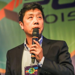 Jian Song – Diretor do Centro de Pesquisa e Desenvolvimento de Tecnologia de DTV – China